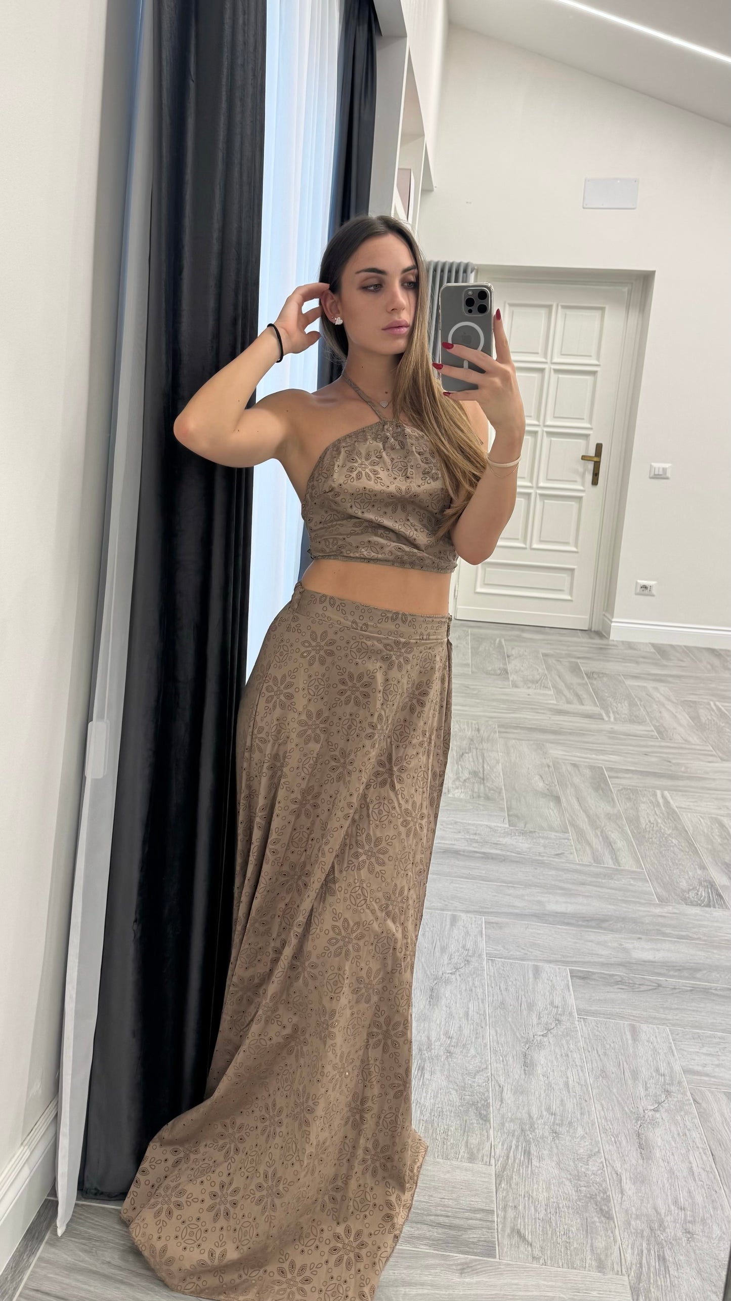 Set Lola