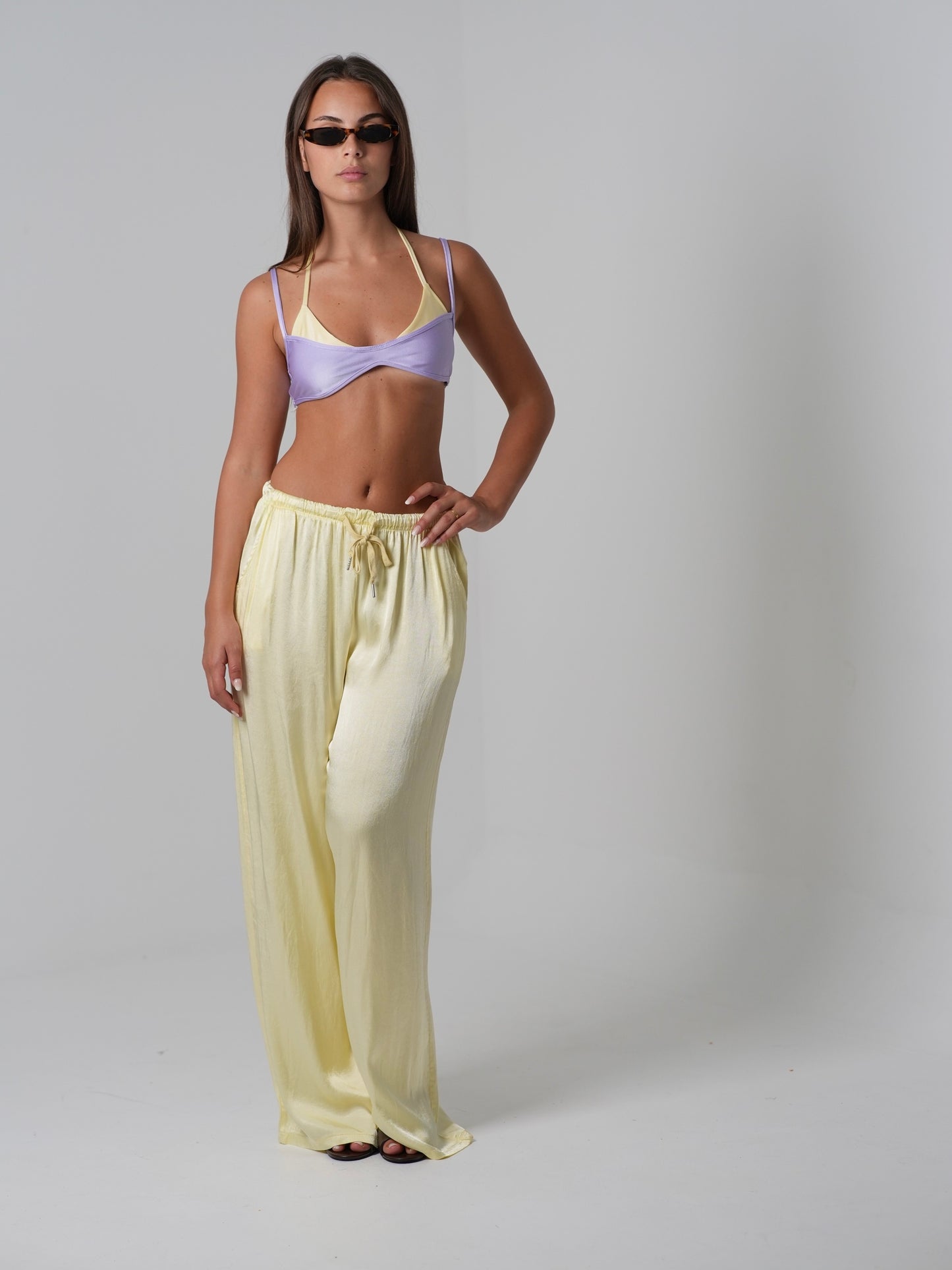 Pantalone di raso (beige)