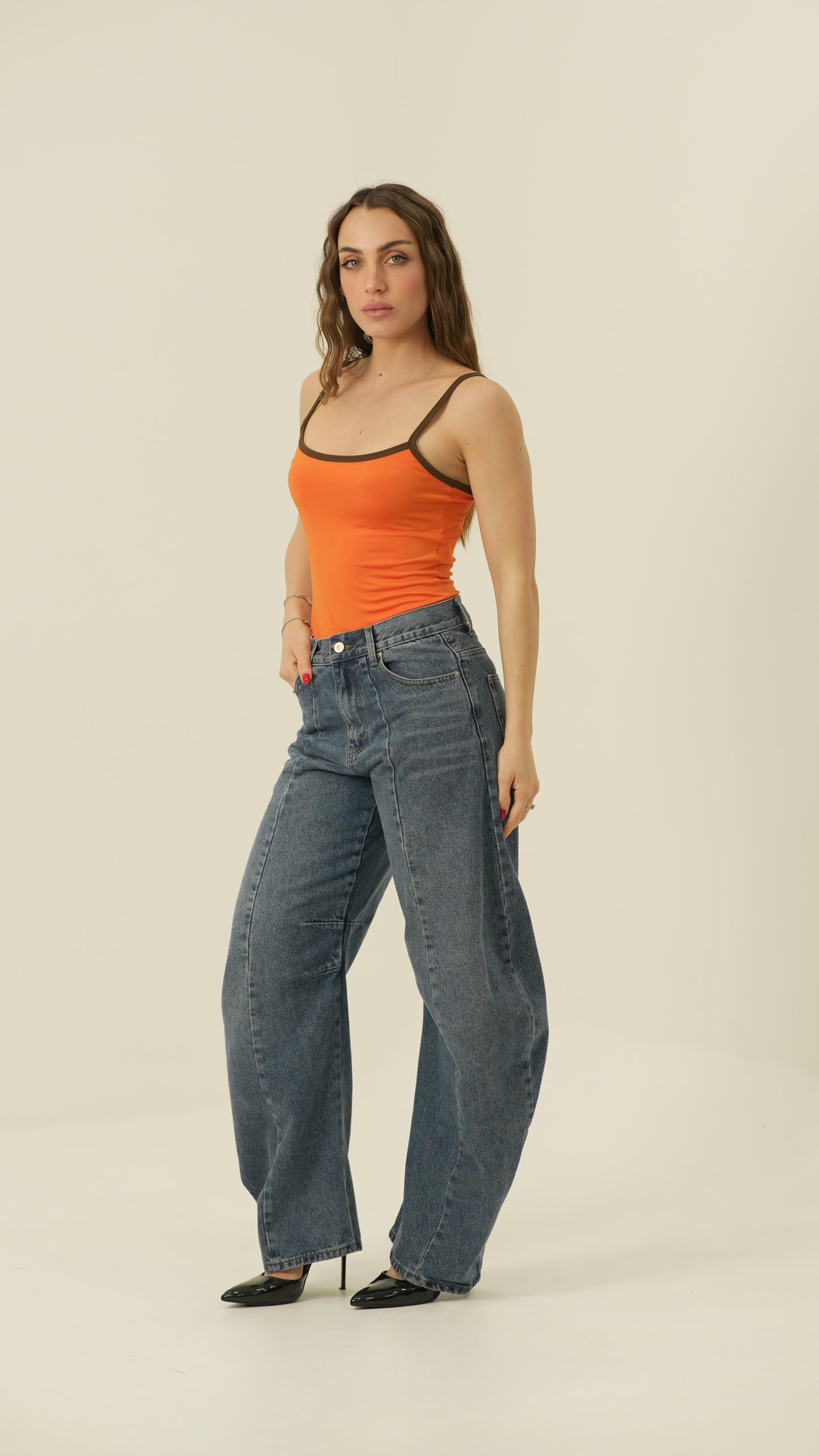 Body Color (arancio)