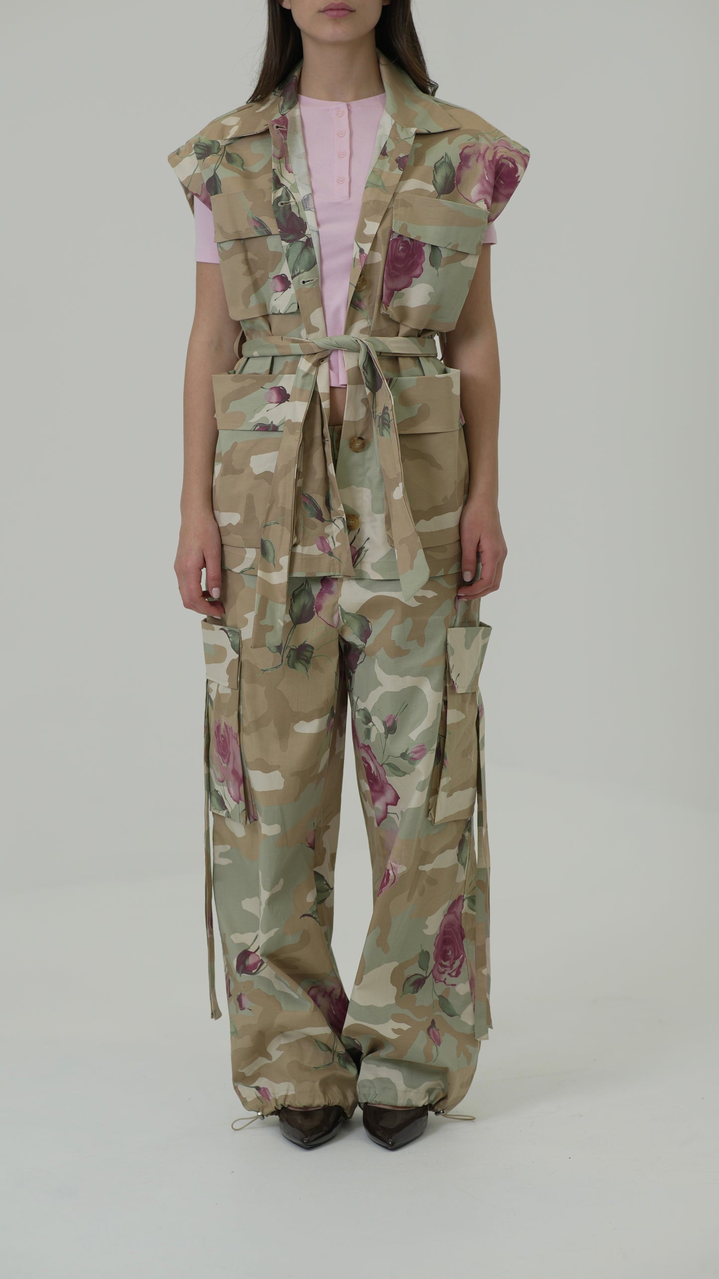 Pantalone Mimetico con rose