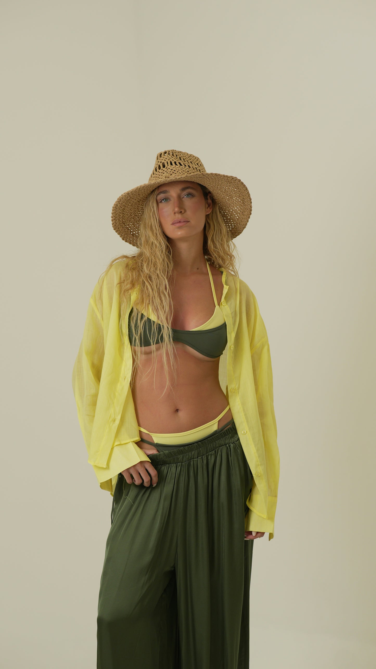 Camicia Modello coreana (gialla)